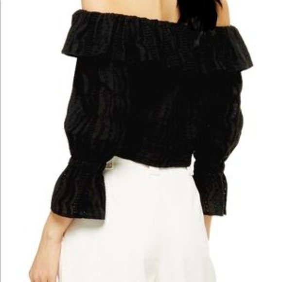 Topshop Cropped Blouse - Picture 2 of 4